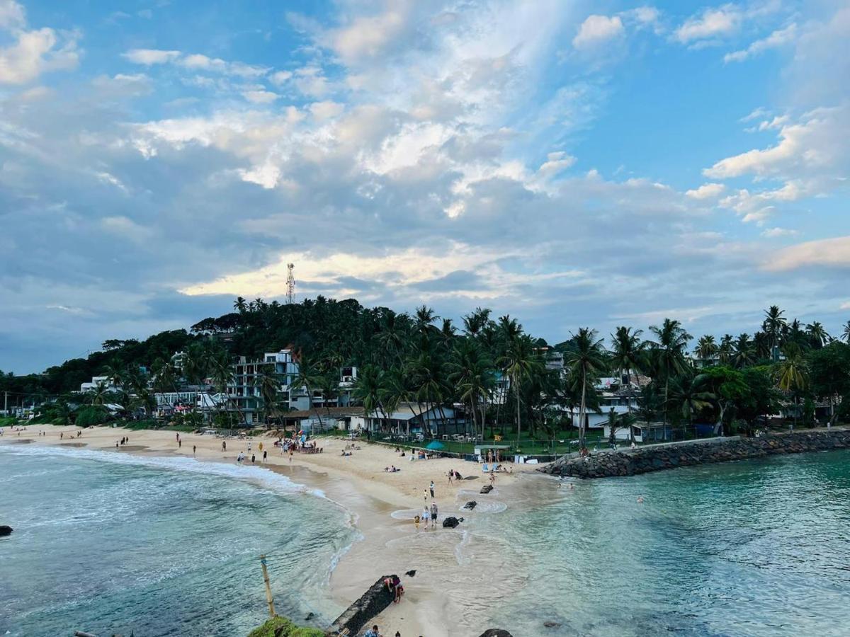 Hotel One World Mirissa Esterno foto