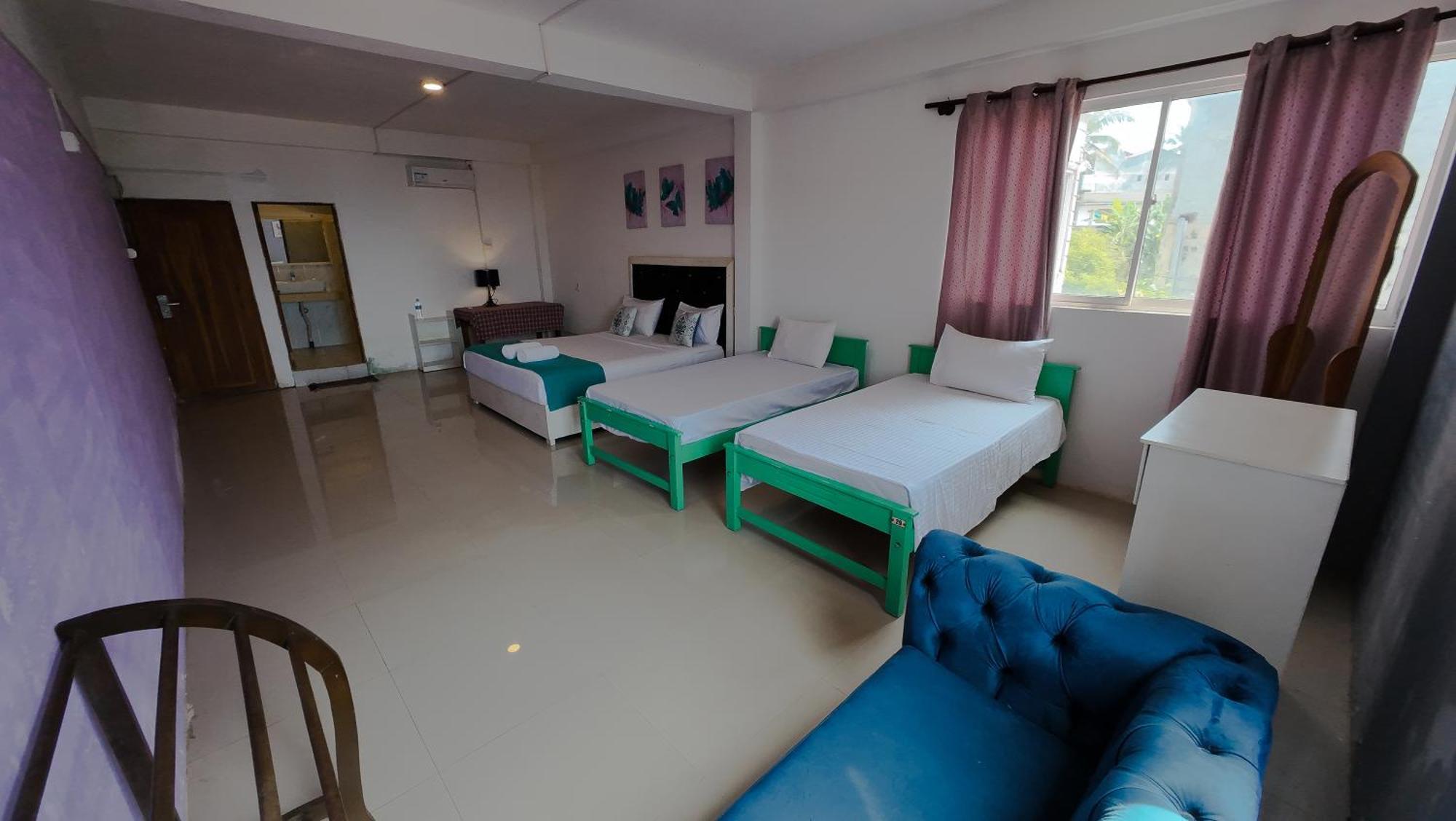 Hotel One World Mirissa Esterno foto